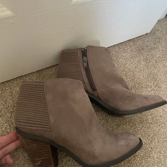 Fall booties - Picture 3 of 4